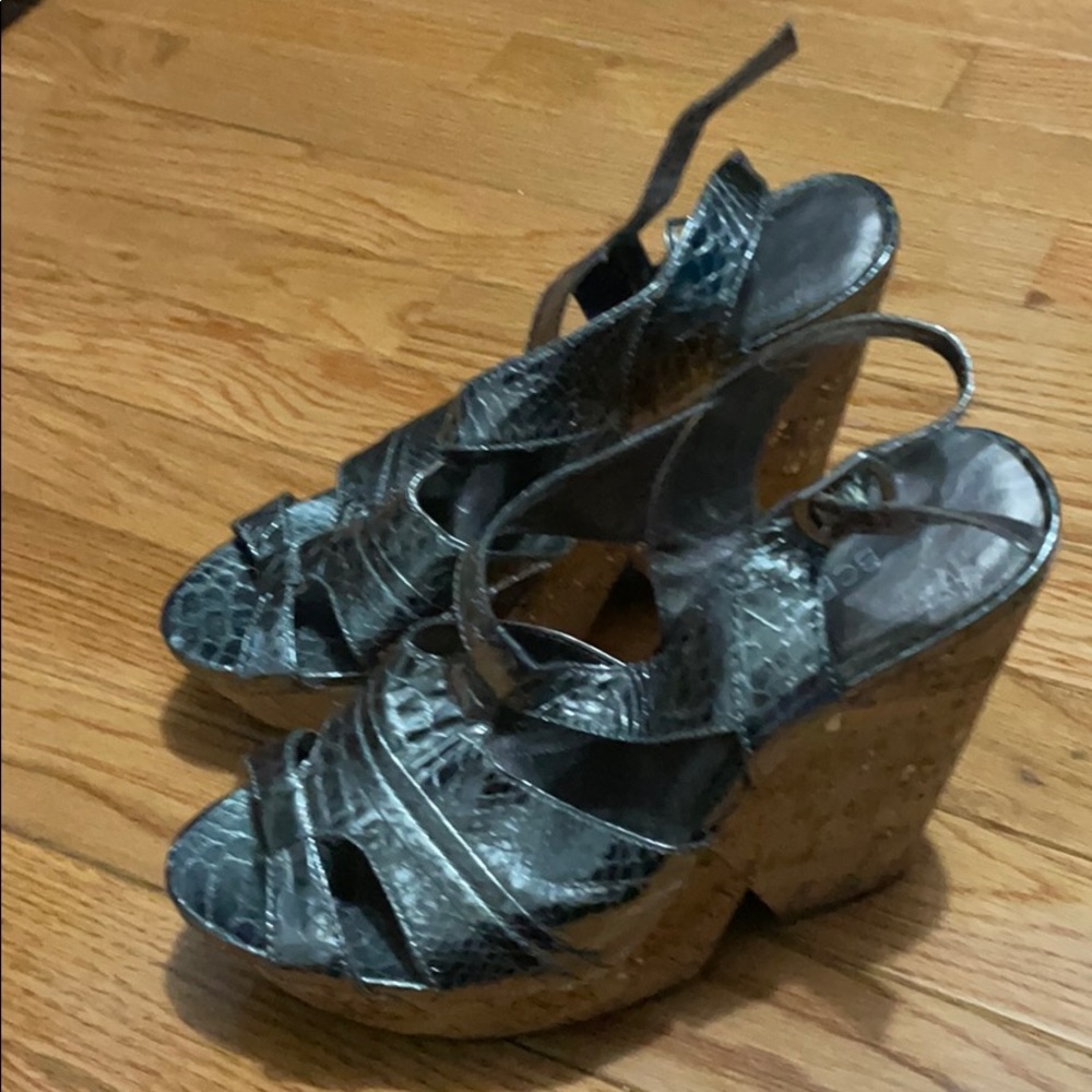 Metallic Snake Cork Wedges